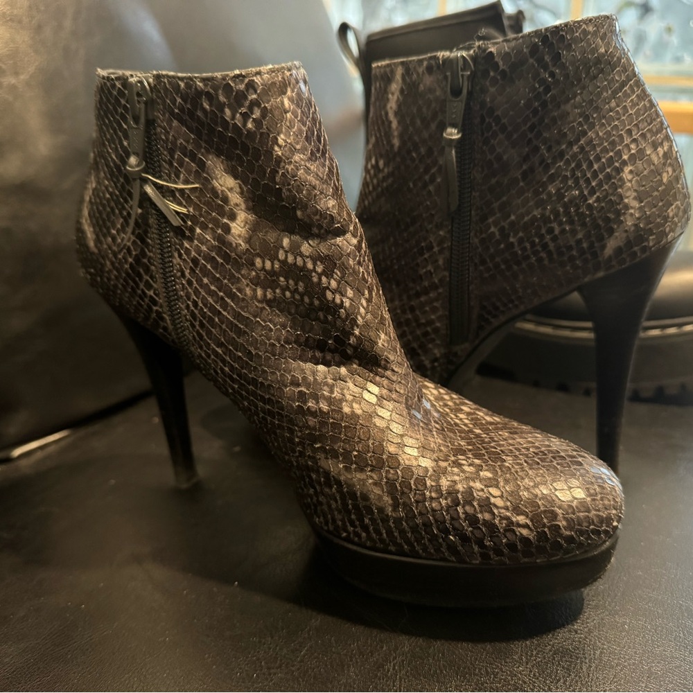 Stuart Weitzman Platform Pump, Snakeskin Patterned Ankle Boots Sz 7 like new